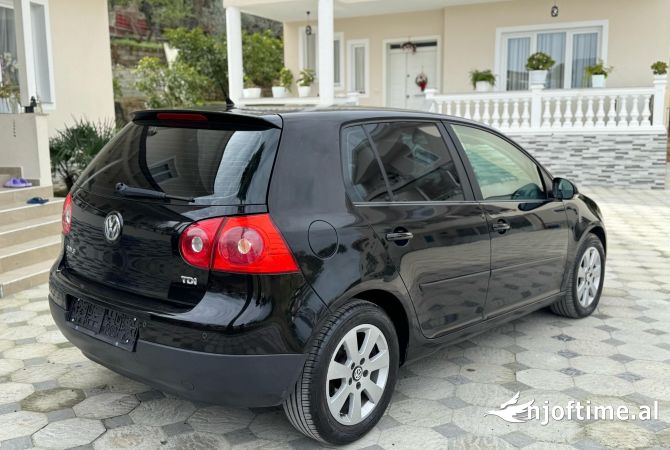 Makina ne shitje ne Tirane, Volkswagen, 2007 Diesel,Kambio Manual Pagesa 3,900  Euro.