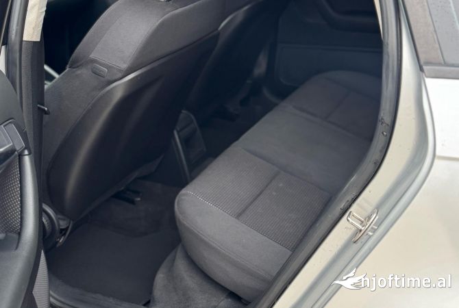 Makina ne shitje ne Tirane, Audi, 2006 Diesel,Kambio Automatik Pagesa 4,700  Euro.