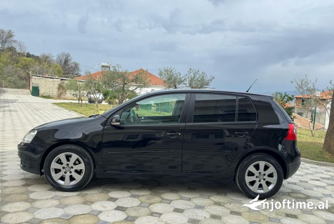 Auto in Vendita  a Tirana - 3,900 Euro