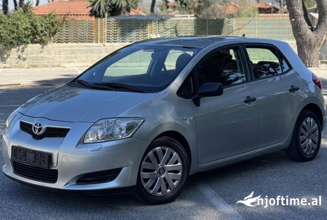 Makina ne shitje  ne Tirane - 4,100 Euro