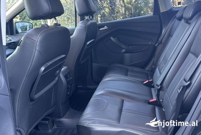 Auto in Vendita  a Tirana - 13,500 Euro
