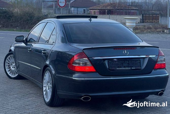 Auto in Vendita  a Tirana - 8,300 Euro