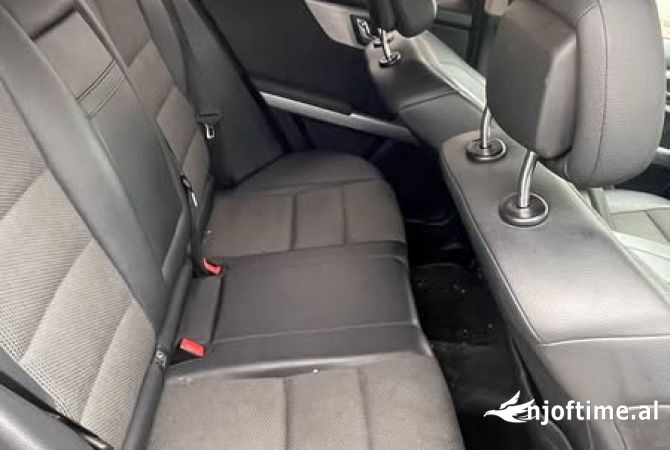 Auto in Vendita  a Tirana - 8,500 Euro