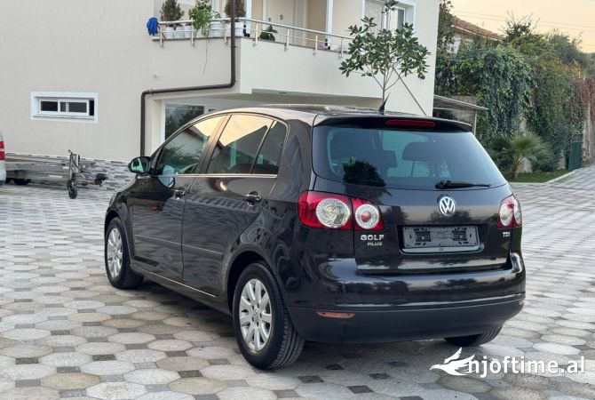 Auto in Vendita  a Tirana - 3,900 Euro