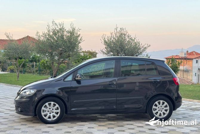 Makina ne shitje ne Tirane, Volkswagen, 2007 Diesel,Kambio Manual Pagesa 3,900  Euro.