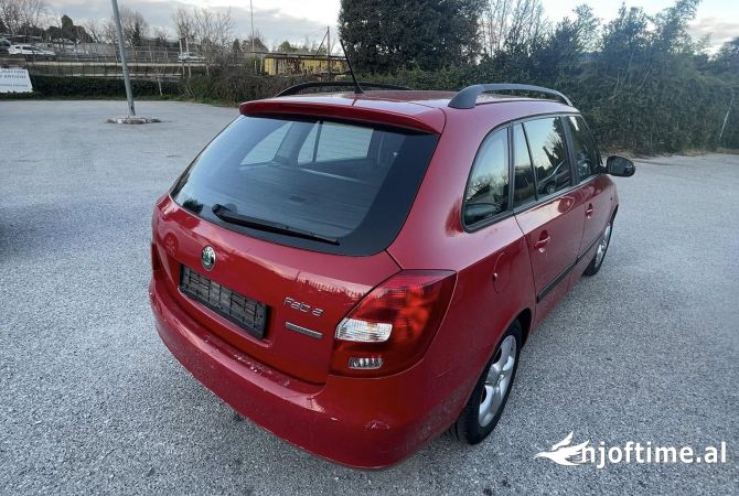 Makina ne shitje ne Tirane - 3,999 Euro