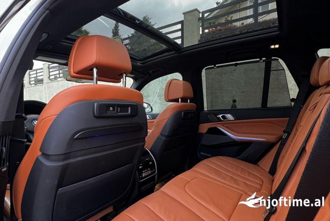 Makina ne shitje ne Tirane, BMW, 2019 Benzine,Kambio Automatik Pagesa 42,000  Euro.