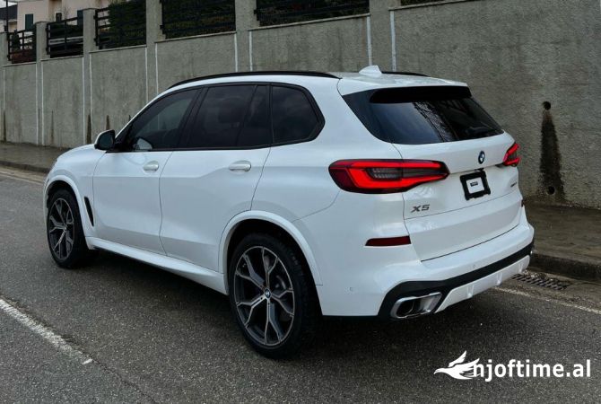 Makina ne shitje ne Tirane, BMW, 2019 Benzine,Kambio Automatik Pagesa 42,000  Euro.