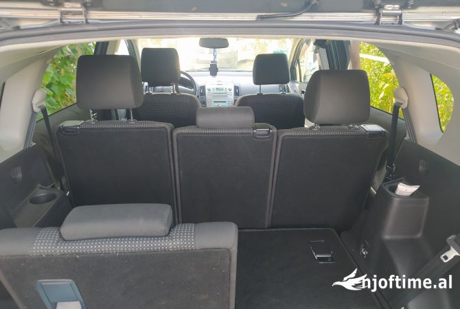 Auto in Vendita  a Tirana - 4,200 Euro
