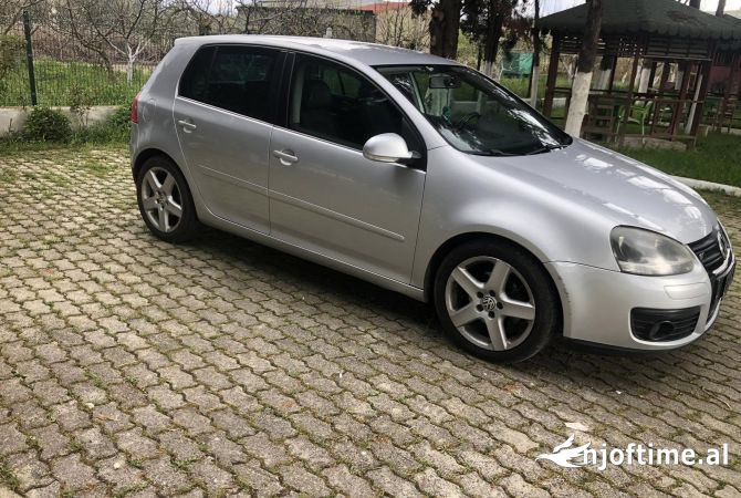 Auto in Vendita  a Tirana - 4,900 Euro