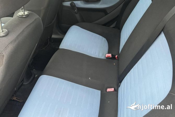 Makina ne shitje ne Tirane, Fiat, 2007 Diesel,Kambio Automatik Pagesa 3,200  Euro.