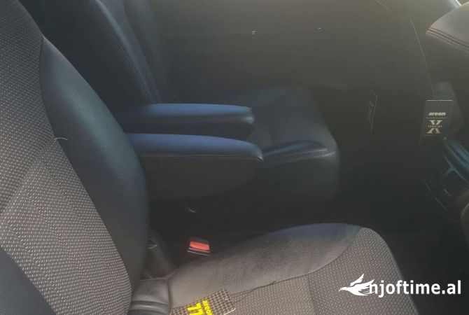 Makina ne shitje ne Tirane, Mercedes-Benz, 2007 Diesel,Kambio Automatik Pagesa 5,500  Euro.