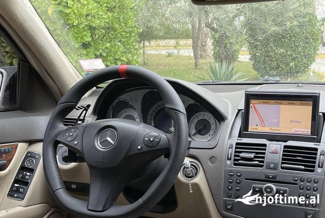 Auto in Vendita  a Tirana - 6,300 Euro