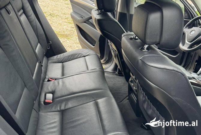 Auto in Vendita a Tirana, BMW, 2013 Diesel,Kambio Automatik Pagamento 14,900  Euro.