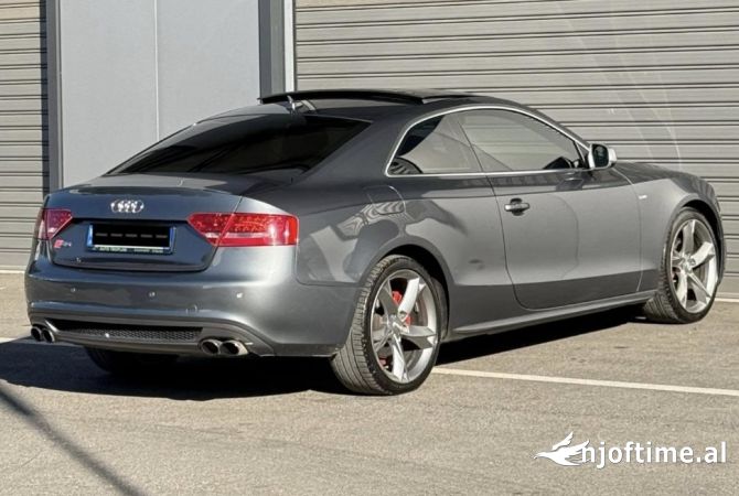 Makina ne shitje ne Tirane, Audi, 2012 gasoline-gas,Kambio Automatik Pagesa 8,000  Euro.