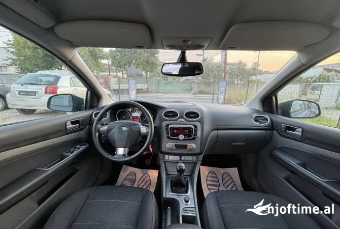 Makina ne shitje ne Tirane, Ford, 2008 Benzine,Kambio Manual Pagesa 3,200  Euro.