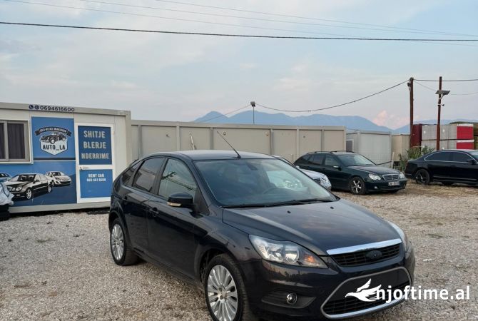 Makina ne shitje ne Tirane - 3,200 Euro