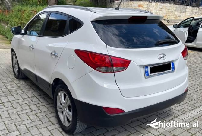 Auto in Vendita  a Tirana - 7,300 Euro