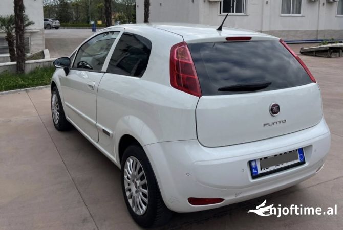 Auto in Vendita  a Tirana - 4,000 Euro