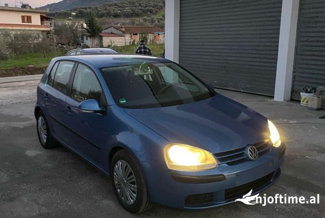 Makina ne shitje  ne Tirane - 3,000 Euro