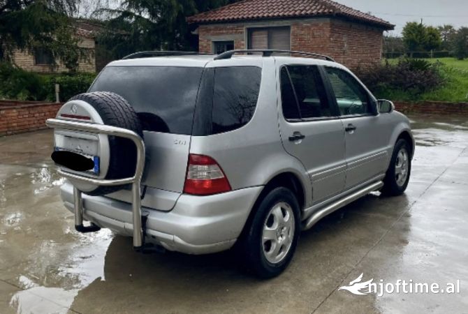 Makina ne shitje ne Tirane, Mercedes-Benz, 2003 Diesel,Kambio Automatik Pagesa 3,500  Euro.