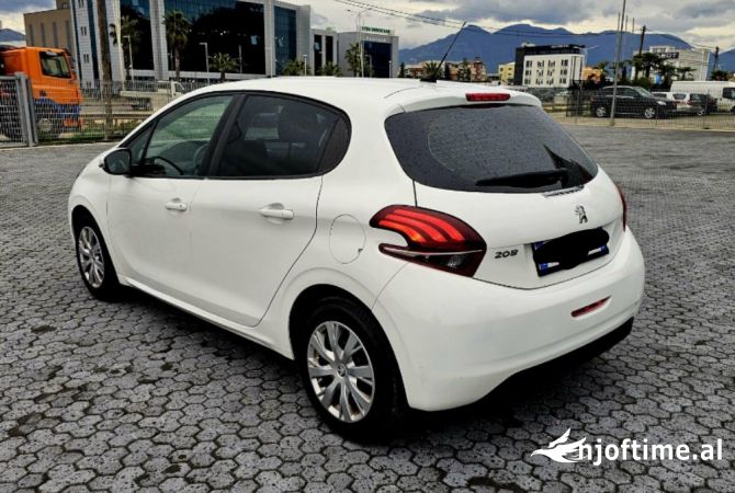 Makina ne shitje ne Tirane, Peugeot, 2019 Diesel,Kambio Manual Pagesa 6,000  Euro.
