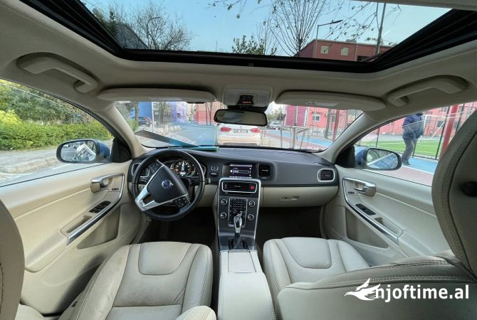 Auto in Vendita  a Tirana - 10,500 Euro