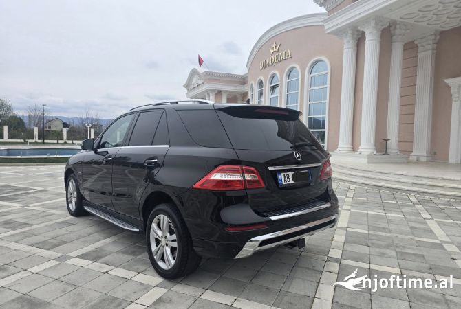 Auto in Vendita  a Tirana - 12,500 Euro