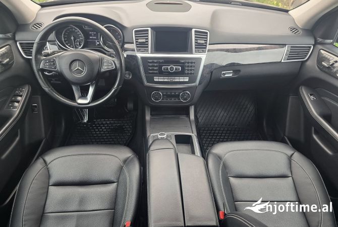 Makina ne shitje ne Tirane, Mercedes-Benz, 2013 Diesel,Kambio Automatik Pagesa 12,500  Euro.