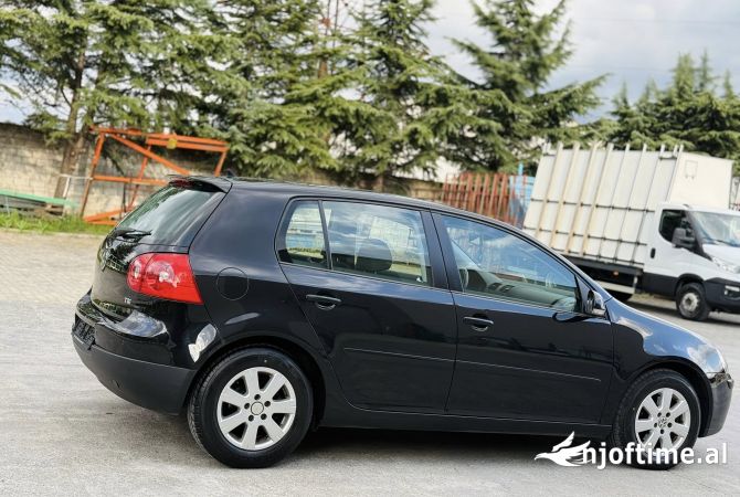 Auto in Vendita  a Tirana - 4,600 Euro