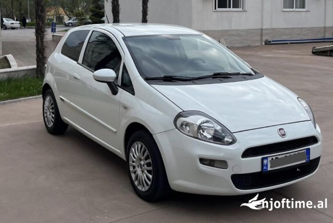 Makina ne shitje ne Tirane - 4,000 Euro