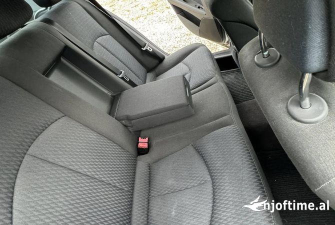 Auto in Vendita  a Tirana - 4,900 Euro