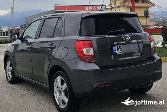 Makina ne shitje  ne Tirane - 6,700 Euro