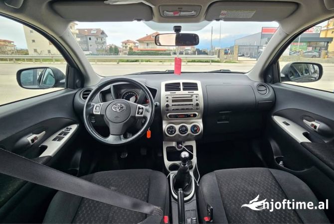 Makina ne shitje  ne Tirane - 6,700 Euro