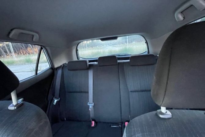 Makina ne shitje ne Tirane, Toyota, 2008 Diesel,Kambio Automatik Pagesa 5,000  Euro.