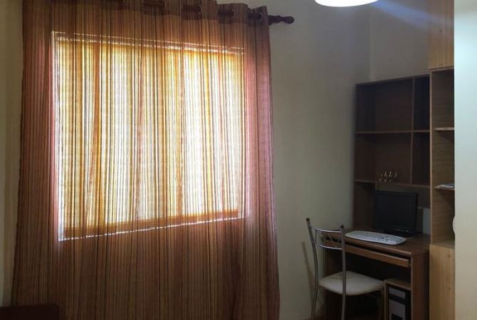 Shtepi me qera 2+1 ne Tirane - 50,000 Leke