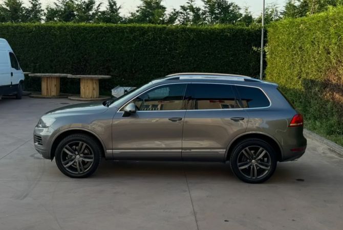 Auto in Vendita  a Tirana - 11,500 Euro