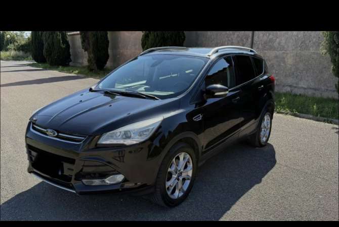 Makina ne shitje  ne Tirane - 8,500 Euro