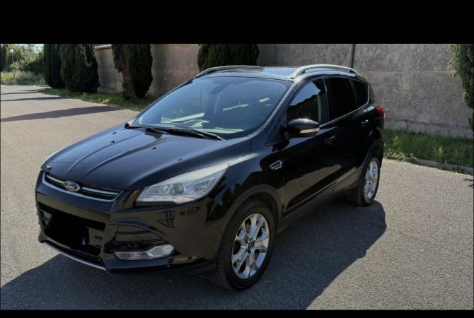 Makina ne shitje  ne Tirane - 8,500 Euro