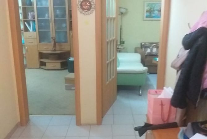 Shtepi me qera 4+1 ne Tirane - 55,000 Leke