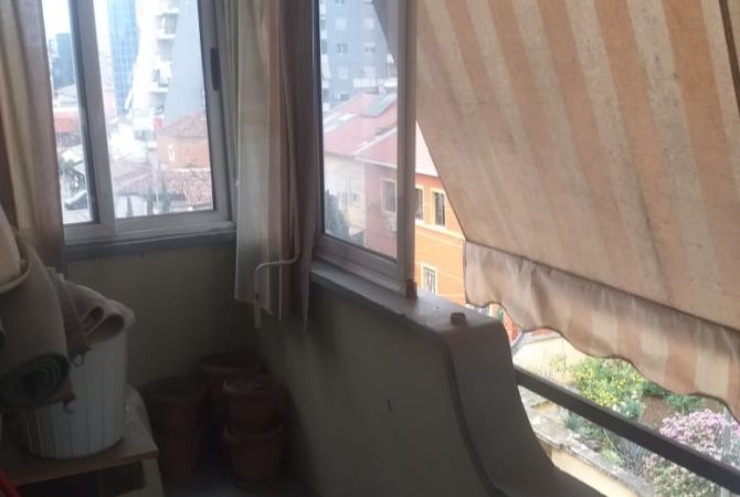 Shtepi me qera Apartament ne Tirane, 4+1, Mobilimi E mobiluar, Pagesa 55,000  Leke.