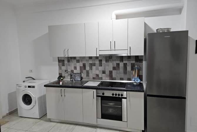 Shtepi ne shitje Apartament ne Durres, 1+1, Mobilimi E mobiluar, Pagesa 108,000  Euro.