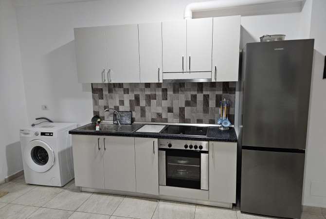 Shtepi ne shitje Apartament ne Durres, 1+1, Mobilimi E mobiluar, Pagesa 108,000  Euro.