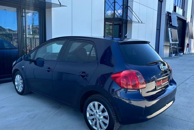 Makina ne shitje ne Tirane, Toyota, 2008 Diesel,Kambio Automatik Pagesa 5,800  Euro.