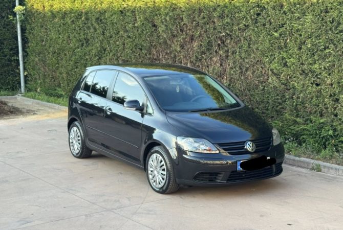 Makina ne shitje  ne Tirane - 5,300 Euro