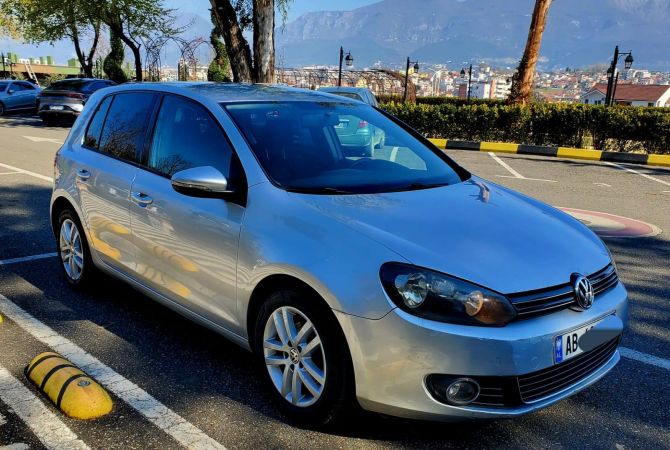 Makina ne shitje  ne Tirane - 4,900 Euro