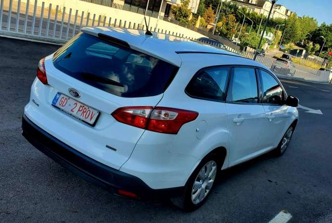 Makina ne shitje ne Tirane, Ford, 2012 Diesel,Kambio Manual Pagesa 3,900  Euro.
