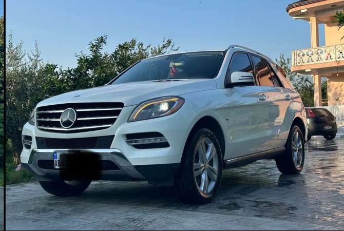 Makina ne shitje  ne Tirane - 17,500 Euro