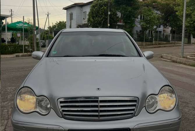 Auto in Vendita  a Tirana - 4,700 Euro