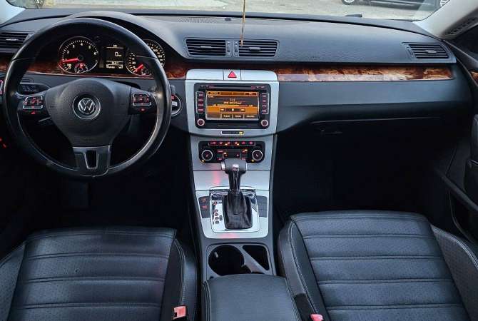 Auto in Vendita  a Tirana - 5,700 Euro